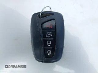 2015 Hyundai Santa Fe z VIN 5XYZW4LA9FG283826, wystawiony jako IAAI lot #42289253 z przebiegiem 120 369 mil mil oraz . Historia ofert i sprzedaży dostępna na DreamBid. Obrazek 11.