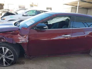 2017 Nissan Maxima SV with VIN 1N4AA6AP0HC442695, listed as a IAAI auction lot 41736289 with 124,423 mi miles. Bid and sale history available at carsss.com. Image 15.