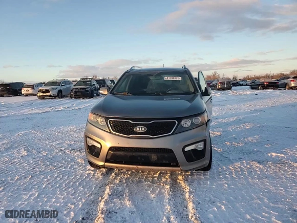 2013 Kia Sorento SX with VIN 5XYKWDA20DG381783, listed as a Copart auction lot 41700125 with 223,877 mi miles and Clean Title. Bid and sale history available at carsss.com. Image 12.
