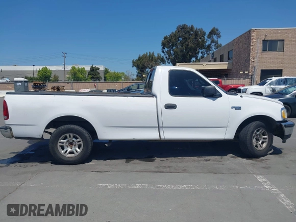 1997 Ford F-150 z VIN 1FTDF1724VKD07857, wystawiony jako IAAI lot #42164897 z przebiegiem 125 745 mil mil oraz . Historia ofert i sprzedaży dostępna na DreamBid. Obrazek 13.