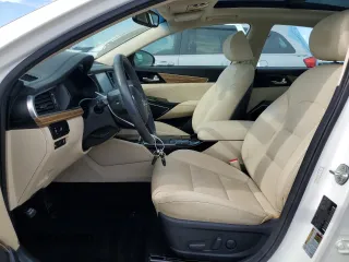2017 Kia Cadenza Premium with VIN KNALC4J15H5052237, listed as a Copart auction lot 73831934 with 15,915 mi miles and Non Repairable. Bid and sale history available at carsss.com. Image 7.