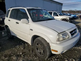 2000 Suzuki Grand Vitara JLX z VIN JS3TD62V4Y4121259, wystawiony jako Copart lot #43538045 z przebiegiem 127 915 mil mil oraz Szkoda całkowita • Salvage title. Historia ofert i sprzedaży dostępna na DreamBid. Obrazek 4.