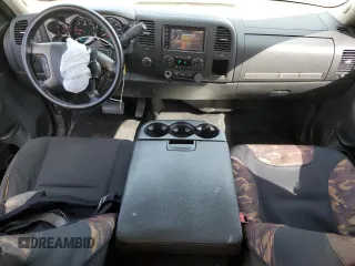 2011 Chevrolet Silverado 1500 LT with VIN 1GCRKSE30BZ401059, listed as a Copart auction lot 52354715 with 200,014 mi miles and Salvage Title. Bid and sale history available at DreamBid. Image 8.