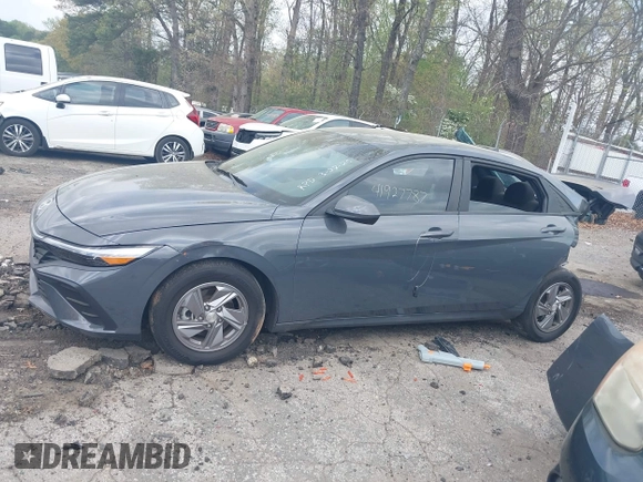 2024 Hyundai Elantra SE with VIN KMHLL4DG5RU774748, listed as a IAAI auction lot 41927787 with 21,604 mi miles and . Bid and sale history available at DreamBid. Image 14.