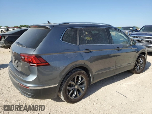 2022 Volkswagen Tiguan SE z VIN 3VV2B7AX8NM168482, wystawiony jako Copart lot #52752595 z przebiegiem 65 045 mil mil oraz Szkoda całkowita • Salvage title. Historia ofert i sprzedaży dostępna na DreamBid. Obrazek 3.