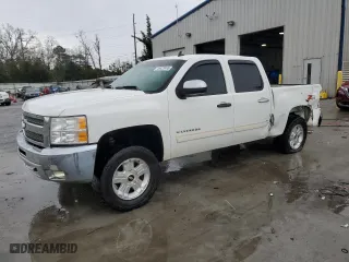 2012 Chevrolet Silverado 1500 LT with VIN 3GCPKSE74CG215648, listed as a Copart auction lot 44422465 with 247,893 mi miles and Salvage Title. Bid and sale history available at carsss.com. Image 1.