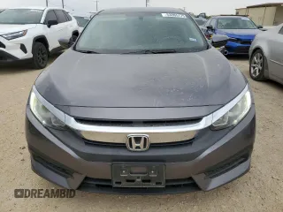 2017 Honda Civic LX z VIN 19XFC2F53HE043251, wystawiony jako Copart lot #53965175 z przebiegiem 91 156 mil mil oraz Czysty tytuł • Clean title. Historia ofert i sprzedaży dostępna na DreamBid. Obrazek 5.