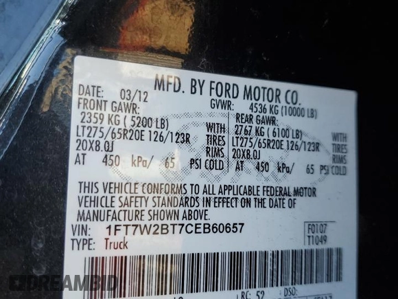 2012 Ford F-250 XL z VIN 1FT7W2BT7CEB60657, wystawiony jako Copart lot #88870585 z przebiegiem 323 147 mil mil oraz Nie do naprawy • Non repairable. Historia ofert i sprzedaży dostępna na DreamBid. Obrazek 12.