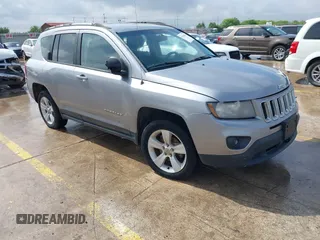 2016 Jeep Compass Sport with VIN 1C4NJCBA2GD600516, listed as a IAAI auction lot 41902405 with 110,497 mi miles. Bid and sale history available at carsss.com. Image 1.