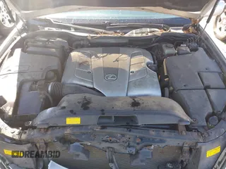 2005 Lexus LS 430 z VIN JTHBN36F555019840, wystawiony jako IAAI lot #41427719 z przebiegiem 131 267 mil mil oraz . Historia ofert i sprzedaży dostępna na DreamBid. Obrazek 10.