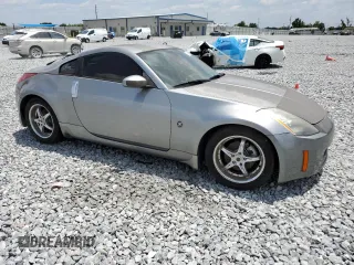 2004 Nissan 350Z Touring with VIN JN1AZ34D34T152547, listed as a Copart auction lot 55356615 with 220,165 mi miles and Clean Title. Bid and sale history available at carsss.com. Image 4.