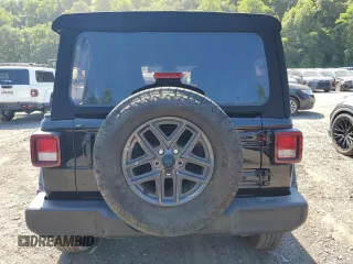 2024 Jeep Wrangler Sport S z VIN 1C4PJXDGXRW334039, wystawiony jako Copart lot #62534415 z przebiegiem 13 528 mil mil oraz Szkoda całkowita • Salvage title. Historia ofert i sprzedaży dostępna na DreamBid. Obrazek 6.