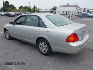 2002 Toyota Avalon XL with VIN 4T1BF28B52U199692, listed as a IAAI auction lot 42099837 with 142,508 mi miles and . Bid and sale history available at DreamBid. Image 3.