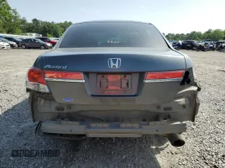 2011 Honda Accord EX z VIN 1HGCP2F76BA092030, wystawiony jako Copart lot #56757865 z przebiegiem 235 432 mil mil oraz Szkoda całkowita • Salvage title. Historia ofert i sprzedaży dostępna na DreamBid. Obrazek 6.