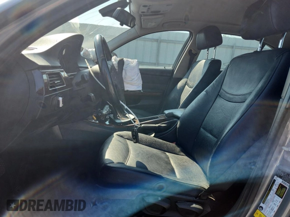 2011 BMW 3 Series 328i with VIN WBAPH5G57BNM82748, listed as a Copart auction lot 62742255 with Not provided miles and Salvage title. Bid and sale history available at DreamBid. Image 7.