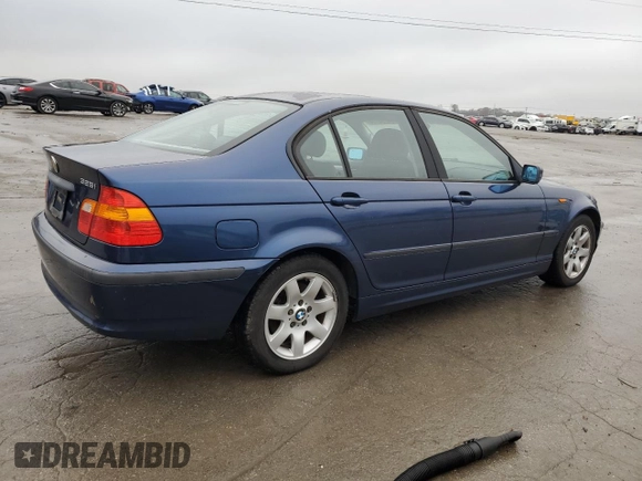 2004 BMW 3 Series 325i with VIN WBAET37434NJ46535, listed as a Copart auction lot 84234724 with 216,105 mi miles and Salvage Title. Bid and sale history available at carsss.com. Image 3.