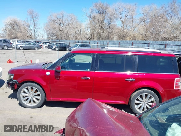 2015 Ford Flex Limited w/EcoBoost with VIN 2FMHK6DT2FBA05532, listed as a IAAI auction lot 41869491 with 84,985 mi miles. Bid and sale history available at carsss.com. Image 15.