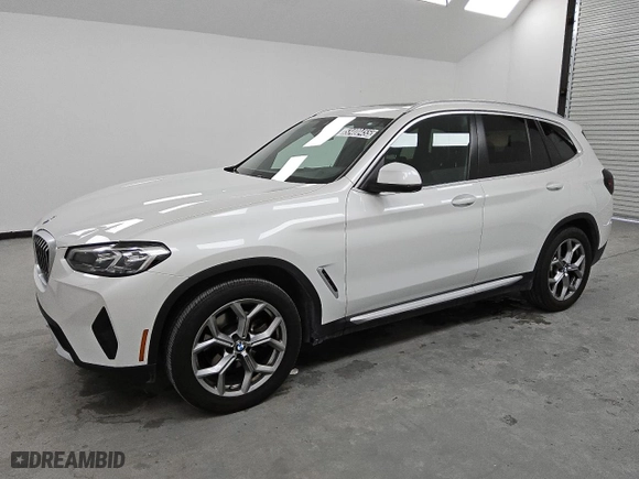 2024 BMW X3 xDrive30i with VIN 5UX53DP06R9V46500, listed as a Copart auction lot 53400455 with 31,285 mi miles and Clean Title. Bid and sale history available at carsss.com. Image 1.