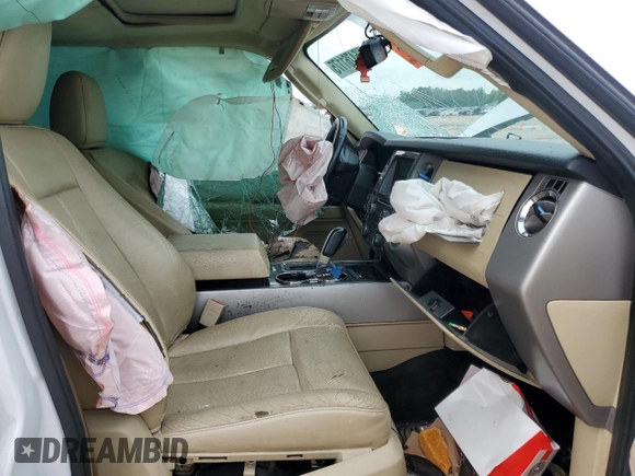 2017 Ford Expedition Limited with VIN 1FMJU1KT8HEA19220, listed as a Copart auction lot 54761175 with Not provided miles and Salvage title. Bid and sale history available at DreamBid. Image 7.