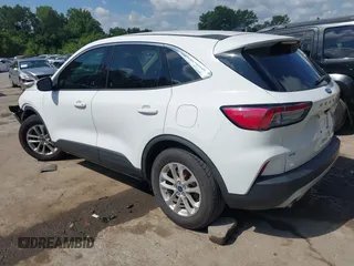2020 Ford Escape SE с VIN 1FMCU0G60LUA47243, выставлен на аукционе IAAI как лот 42685375 с пробегом 52 618 миль миль и . История ставок и продаж доступна на DreamBid. Изображение 3.