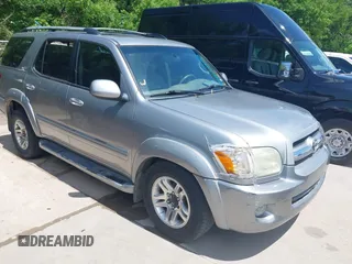 2006 Toyota Sequoia SR5 with VIN 5TDBT44AX6S260731, listed as a IAAI auction lot 42106200 with 223,927 mi miles and . Bid and sale history available at DreamBid. Image 1.