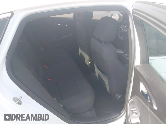 2018 Chevrolet Malibu LT z VIN 1G1ZD5ST9JF125831, wystawiony jako IAAI lot #42443325 z przebiegiem Nie podano mil oraz . Historia ofert i sprzedaży dostępna na DreamBid. Obrazek 8.