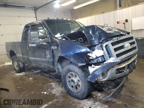 2007 Ford F-250 XL with VIN 1FTSX21P77EA06533, listed as a Copart auction lot 44176825 with 120,488 mi miles and Salvage Title. Bid and sale history available at DreamBid. Image 4.