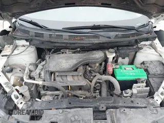 2017 Nissan Rogue S z VIN JN1BJ1CP8HW014731, wystawiony jako IAAI lot #41101662 z przebiegiem 62 882 mil mil oraz . Historia ofert i sprzedaży dostępna na DreamBid. Obrazek 10.