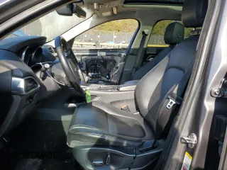 2019 Jaguar F-Pace 25t Premium с VIN SADCJ2FX2KA396248, выставлен на аукционе Copart как лот 43363835 с пробегом 96 282 миль миль и Списание • Salvage title. История ставок и продаж доступна на DreamBid. Изображение 7.