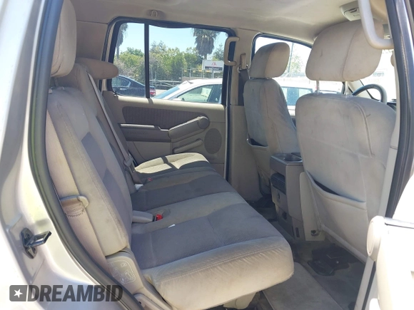 2007 Ford Explorer XLT с VIN 1FMEU63E87UA34237, выставлен на аукционе IAAI как лот 42232474 с пробегом 205 124 миль миль и . История ставок и продаж доступна на DreamBid. Изображение 8.