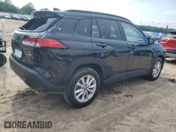 2022 Toyota Corolla Cross LE with VIN 7MUCAABG3NV021235, listed as a Copart auction lot 60644285 with 82,403 mi miles and Clean title. Bid and sale history available at DreamBid. Image 3.