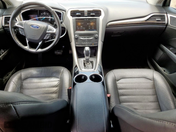 2013 Ford Fusion SE Hybrid with VIN 3FA6P0LU0DR267560, listed as a Copart auction lot 60563415 with 140,998 mi miles and Clean title. Bid and sale history available at DreamBid. Image 8.