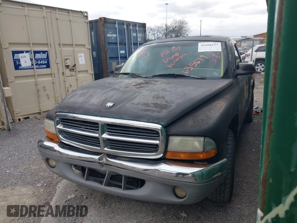 1998 Dodge Dakota SLT z VIN 1B7FL26X5WS635679, wystawiony jako IAAI lot #41688137 z przebiegiem 269 908 mil mil oraz . Historia ofert i sprzedaży dostępna na DreamBid. Obrazek 2.