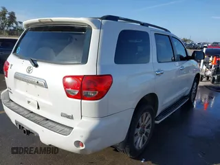 2008 Toyota Sequoia Platinum with VIN 5TDZY67A78S007926, listed as a IAAI auction lot 41809919 with 291,351 mi miles. Bid and sale history available at carsss.com. Image 4.