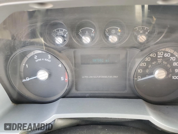 2011 Ford F-250 XL с VIN 1FT7X2BT1BEC73323, выставлен на аукционе Copart как лот 58980185 с пробегом 197 992 миль миль и Списание • Salvage title. История ставок и продаж доступна на DreamBid. Изображение 9.