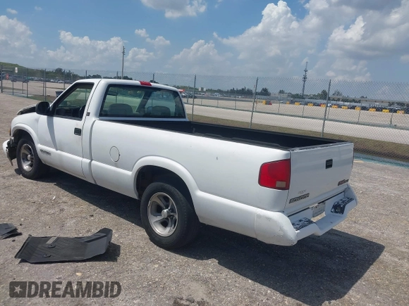 1997 GMC Sonoma z VIN 1GTCS1441VK518317, wystawiony jako IAAI lot #41942735 z przebiegiem 75 862 mil mil oraz . Historia ofert i sprzedaży dostępna na DreamBid. Obrazek 3.