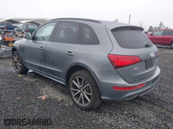 2015 Audi Q5 Premium Plus with VIN WA1DGAFP6FA081672, listed as a IAAI auction lot 41296139 with 93,376 mi miles. Bid and sale history available at carsss.com. Image 3.