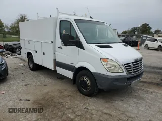 2007 Freightliner Sprinter z VIN WDPPF345179341488, wystawiony jako Copart lot #76274204 z przebiegiem 303 375 mil mil oraz Tytuł czysty. Historia ofert i sprzedaży dostępna na DreamBid. Obrazek 4.
