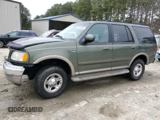 2001 Ford Expedition Eddie Bauer с VIN 1FMPU18L31LB82957, выставлен на аукционе Copart как лот 48500495 с пробегом 102 746 миль миль и Списание • Salvage title. История ставок и продаж доступна на DreamBid. Изображение 1.