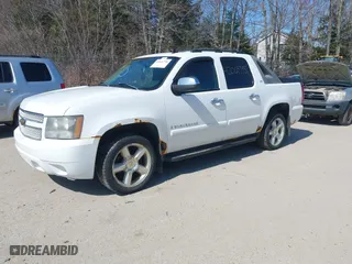 2007 Chevrolet Avalanche LTZ with VIN 3GNFK12347G281010, listed as a IAAI auction lot 42069798 with 203,042 mi miles. Bid and sale history available at carsss.com. Image 2.