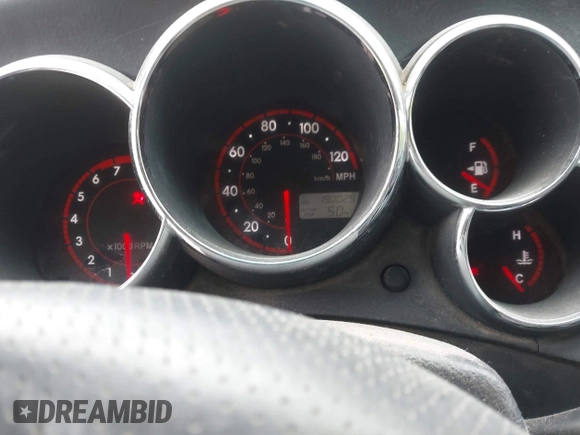 2006 Pontiac Vibe with VIN 5Y2SL65866Z460589, listed as a IAAI auction lot 42292155 with 190,029 mi miles and . Bid and sale history available at DreamBid. Image 7.