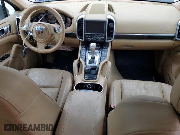 2011 Porsche Cayenne с VIN WP1AA2A20BLA01257, выставлен на аукционе Copart как лот 52419415 с пробегом 171 861 миль миль и Списание • Salvage title. История ставок и продаж доступна на DreamBid. Изображение 8.