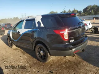 2014 Ford Utility Police Interceptor with VIN 1FM5K8AR7EGC26025, listed as a Copart auction lot 73310774 with 122,681 mi miles and Salvage Title. Bid and sale history available at carsss.com. Image 2.