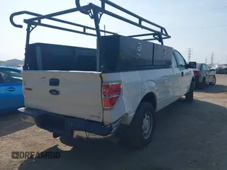 2013 Ford F-150 XL z VIN 1FTFX1CF4DKF08588, wystawiony jako IAAI lot #42830584 z przebiegiem 341 141 mil mil oraz . Historia ofert i sprzedaży dostępna na DreamBid. Obrazek 4.