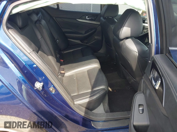 2017 Nissan Maxima S with VIN 1N4AA6AP1HC423038, listed as a IAAI auction lot 42384124 with 101,304 mi miles and . Bid and sale history available at DreamBid. Image 8.