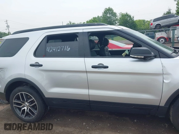 2017 Ford Explorer Sport z VIN 1FM5K8GTXHGB20532, wystawiony jako IAAI lot #42412716 z przebiegiem 65 322 mil mil oraz . Historia ofert i sprzedaży dostępna na DreamBid. Obrazek 14.