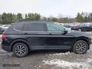 2019 Volkswagen Tiguan SE with VIN 3VV3B7AX2KM196407, listed as a IAAI auction lot 40993730 with 86,904 mi miles. Bid and sale history available at carsss.com. Image 13.