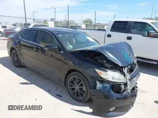 2013 Lexus ES 4dr Sdn with VIN JTHBK1GG4D2067124, listed as a IAAI auction lot 41668886 with 154,478 mi miles. Bid and sale history available at carsss.com. Image 1.