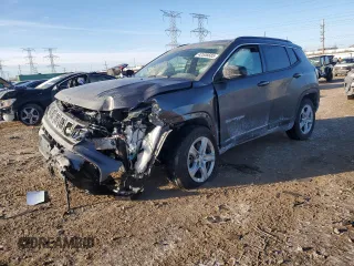 2024 Jeep Compass Latitude с VIN 3C4NJDBNXRT585916, выставлен на аукционе Copart как лот 42536685 с пробегом 12 309 миль миль и Списание • Salvage title. История ставок и продаж доступна на DreamBid. Изображение 1.