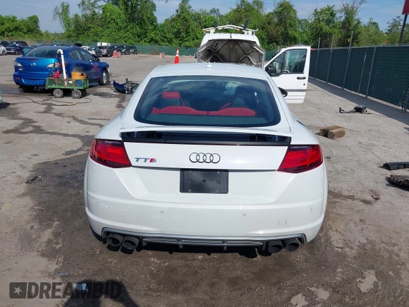 2018 Audi TTS with VIN TRUC1AFV7J1009606, listed as a IAAI auction lot 42172806 with 54,062 mi miles and . Bid and sale history available at DreamBid. Image 17.